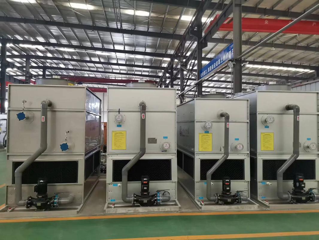 逆流闭式冷却塔